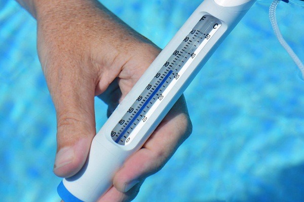 Как нагреть воду в бассейне: Полный гид по методам и технологиям